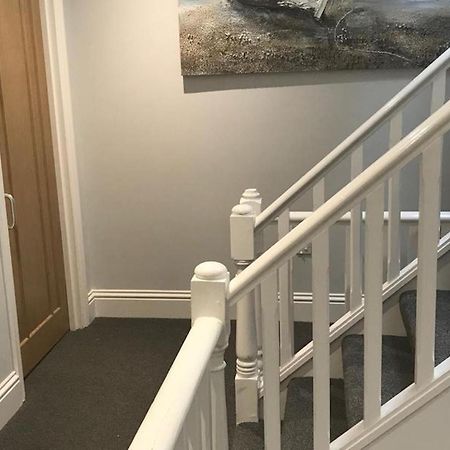 Serviced Appartment 1 Helena ريدينج المظهر الخارجي الصورة