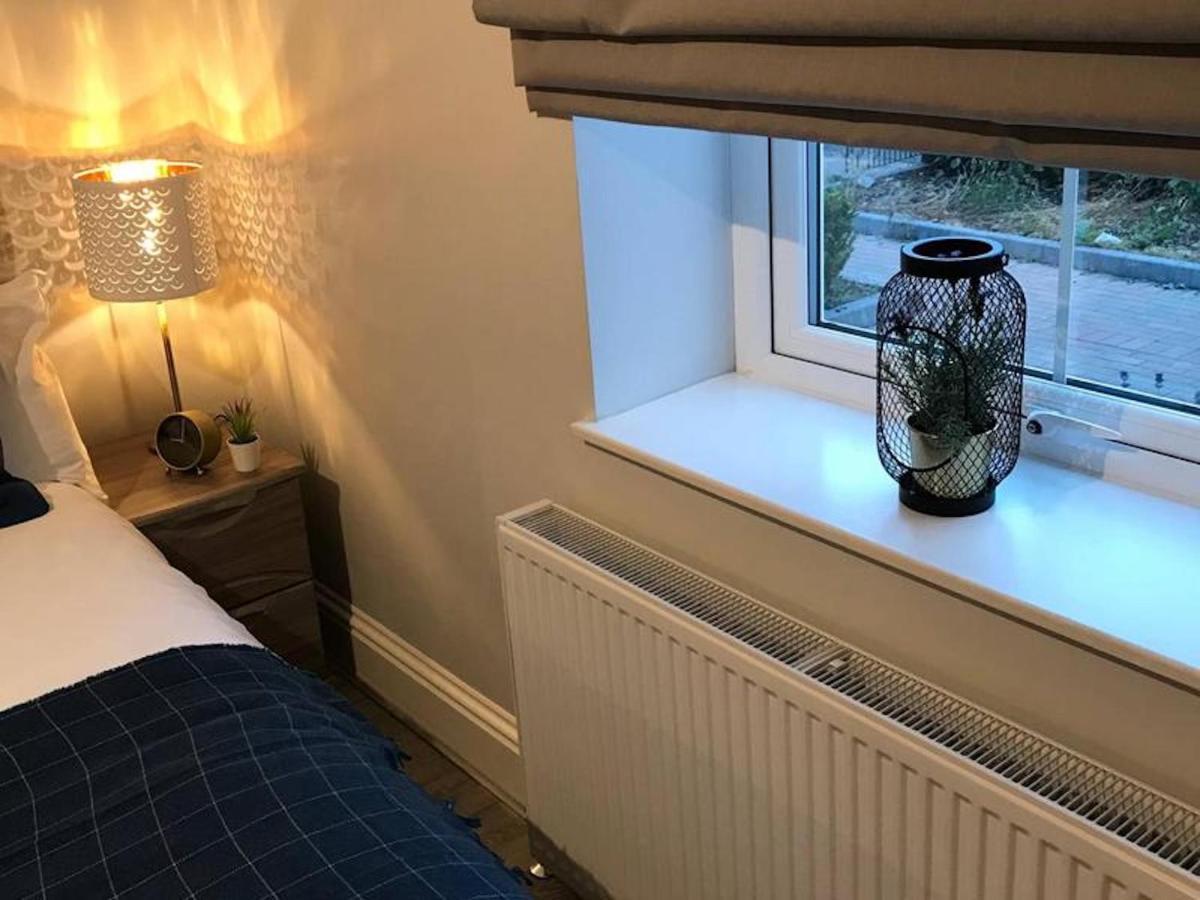 Serviced Appartment 1 Helena ريدينج المظهر الخارجي الصورة