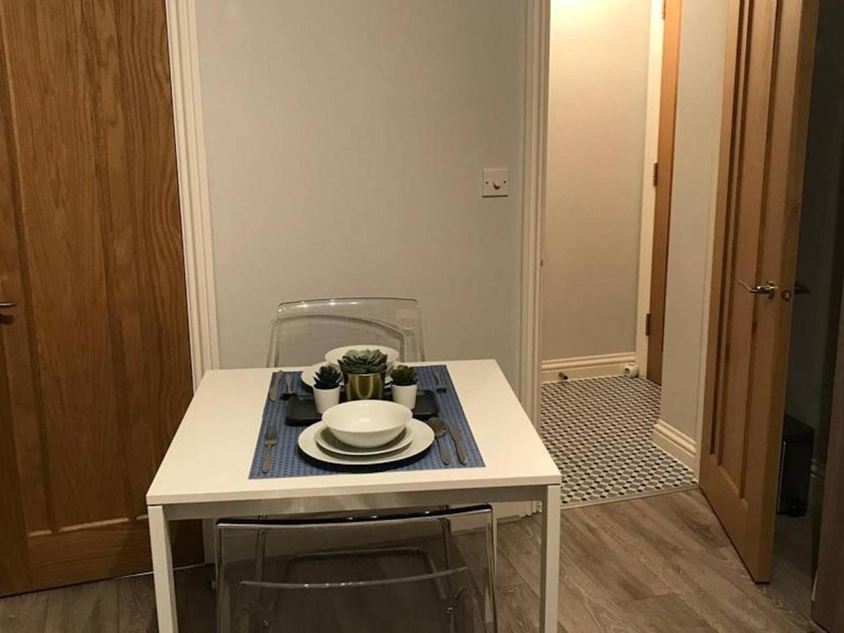 Serviced Appartment 1 Helena ريدينج المظهر الخارجي الصورة
